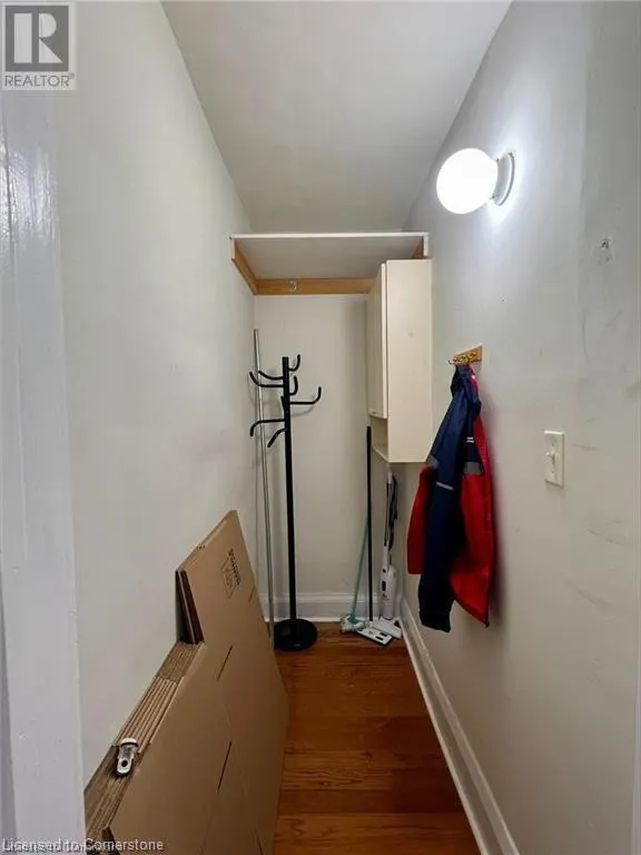 1052 DETA Road Unit# 4, #4