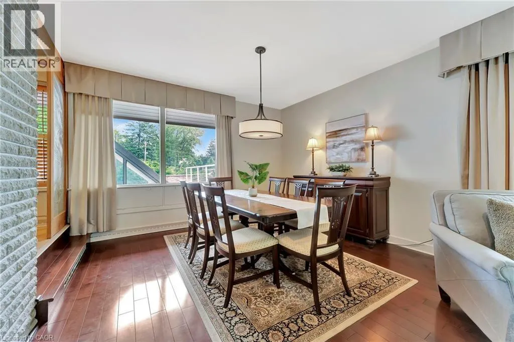 5 ORCHARD Crescent