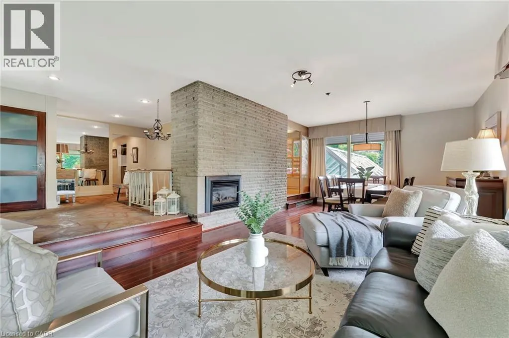 5 ORCHARD Crescent
