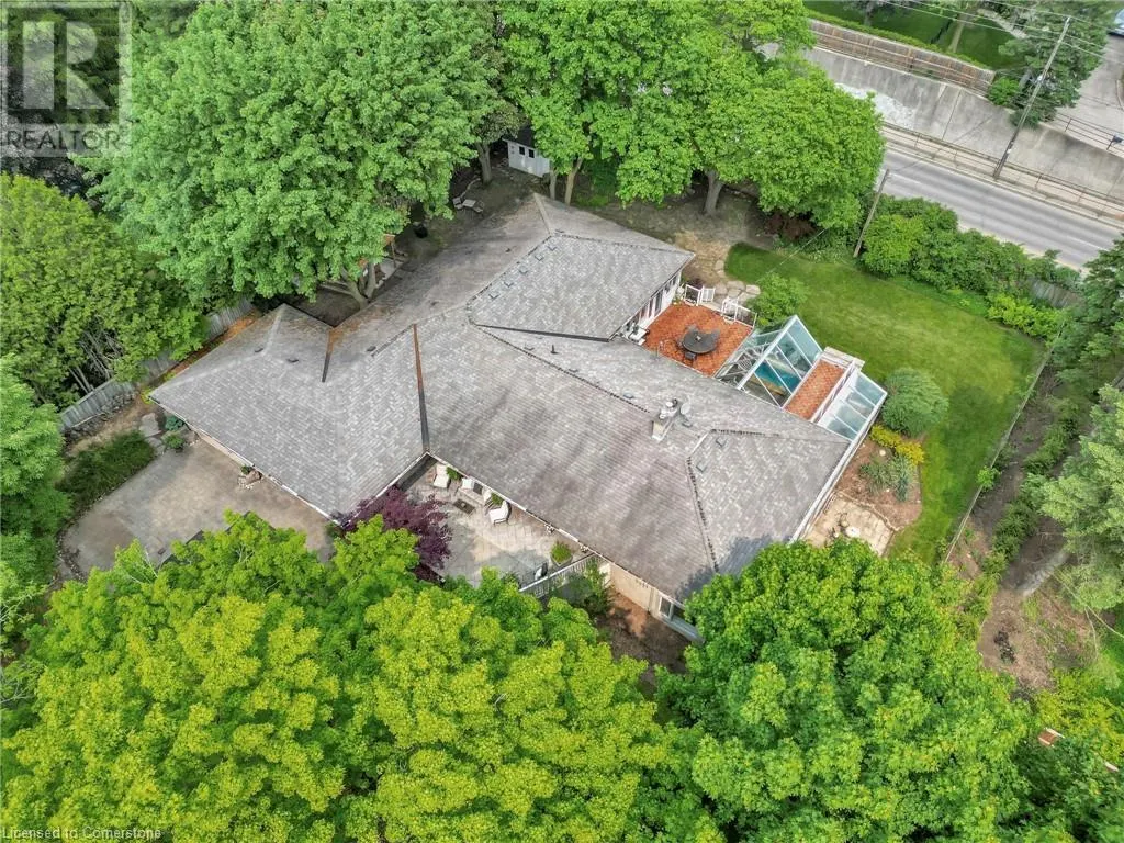 5 ORCHARD Crescent