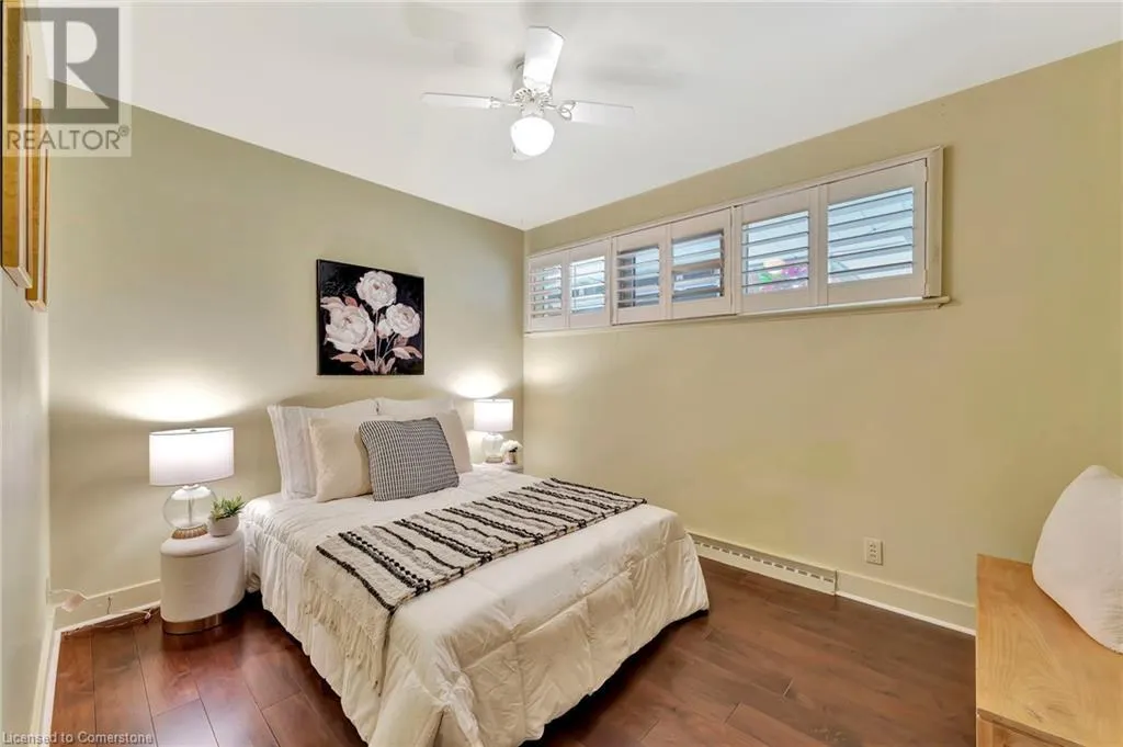 5 ORCHARD Crescent