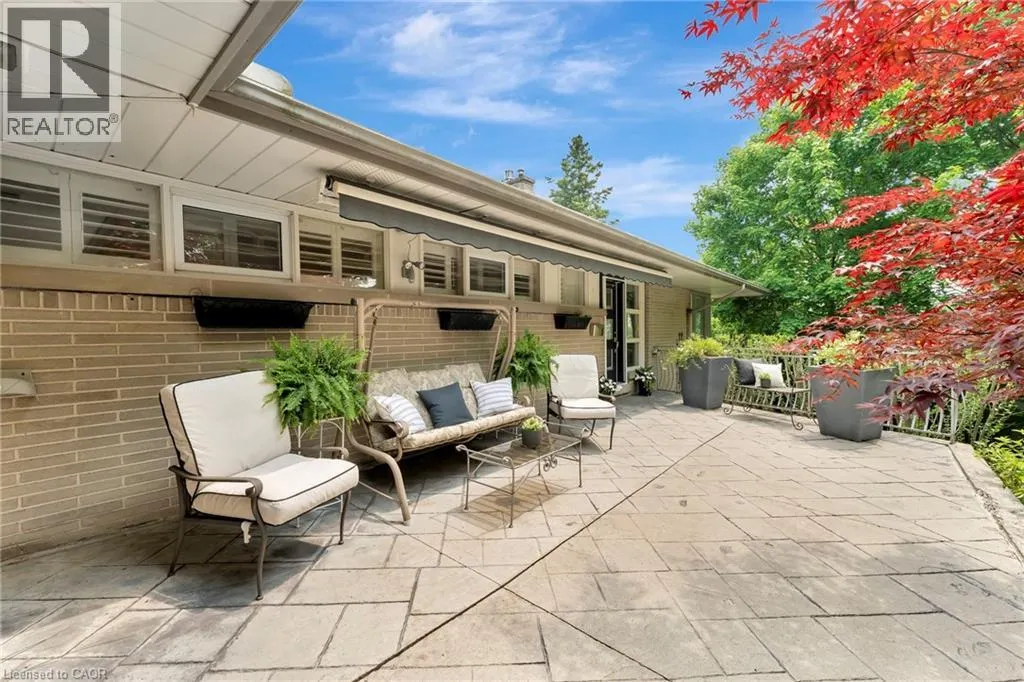 5 ORCHARD Crescent