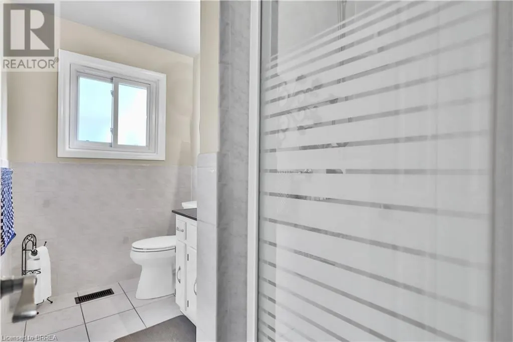 167 GOVERNORS Road E