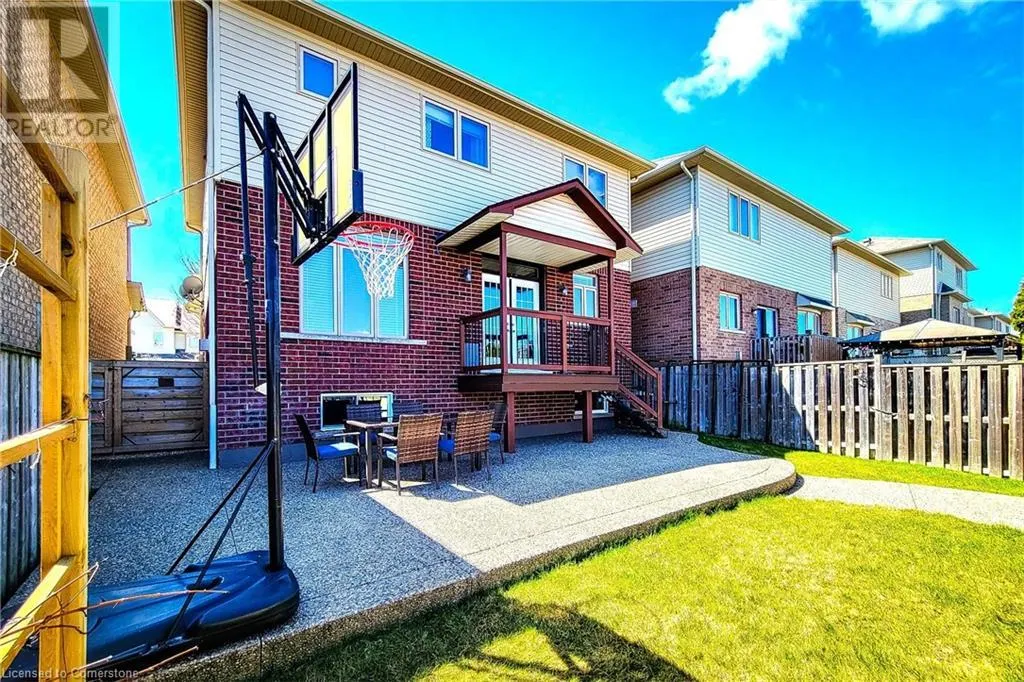 50 BANKFIELD Crescent