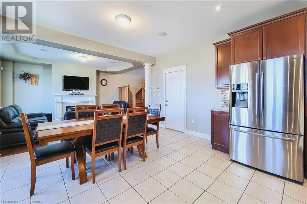 50 BANKFIELD Crescent