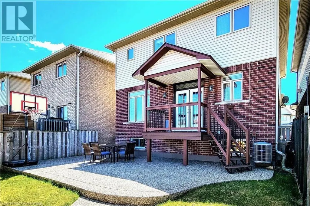 50 BANKFIELD Crescent
