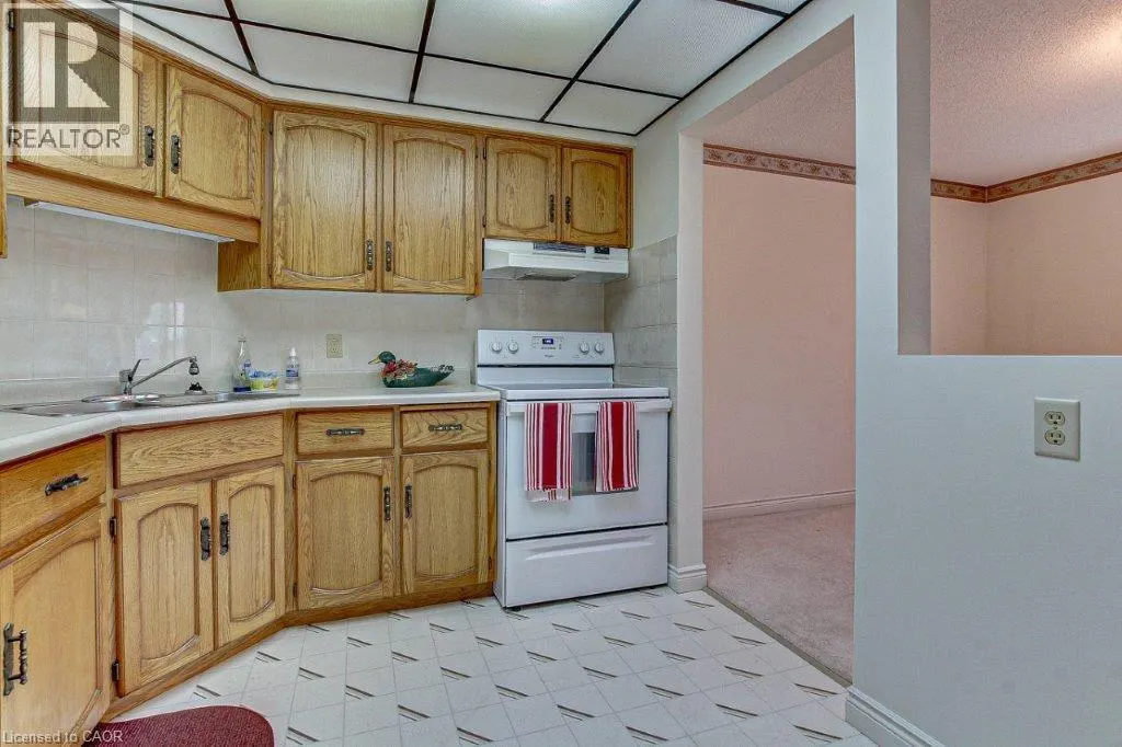 303 WILLIAM Street Unit# 206, #206