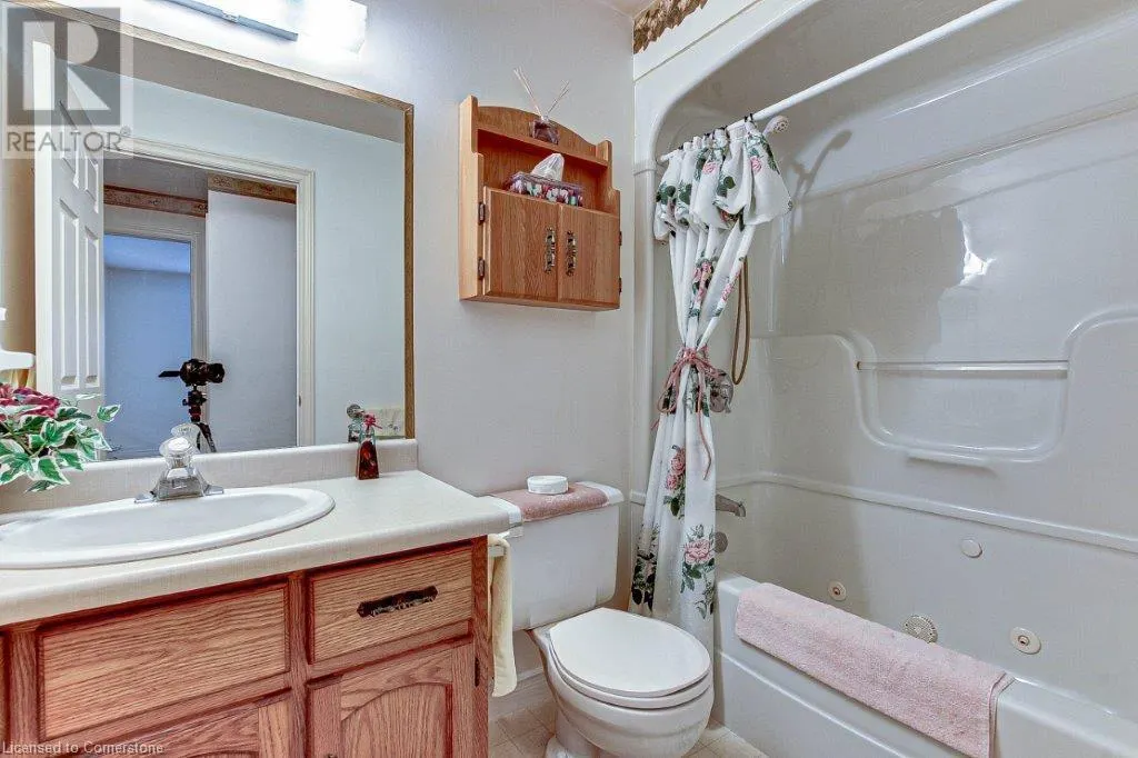 303 WILLIAM Street Unit# 206, #206