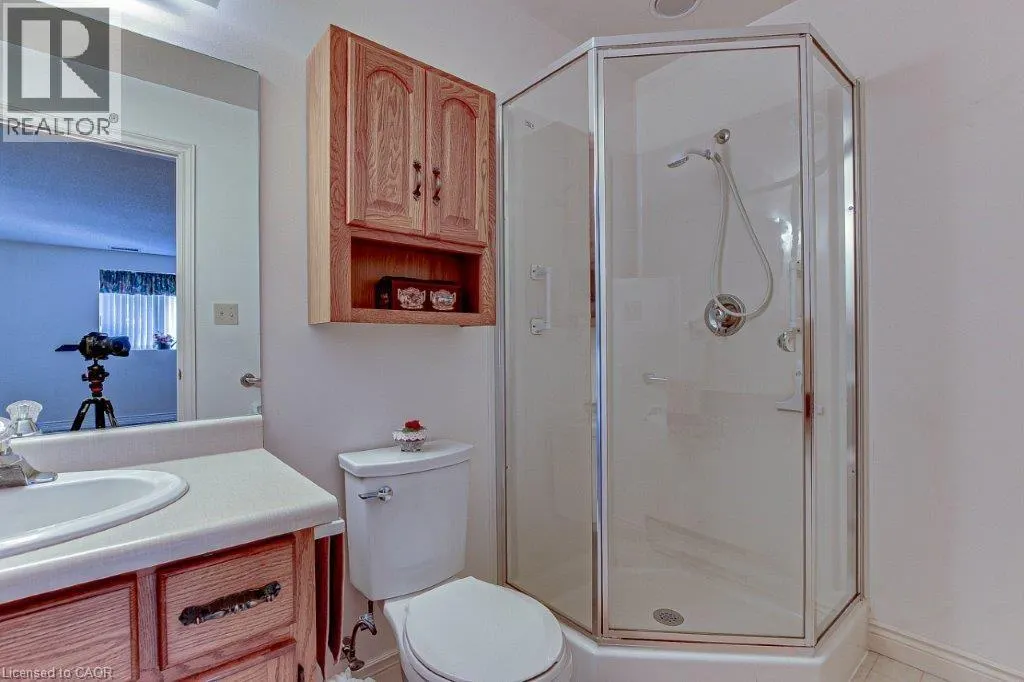 303 WILLIAM Street Unit# 206, #206
