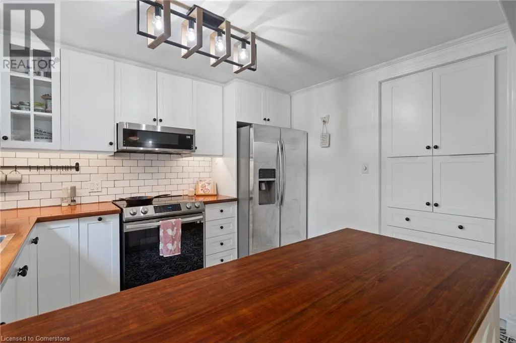 376 OLD GUELPH Road