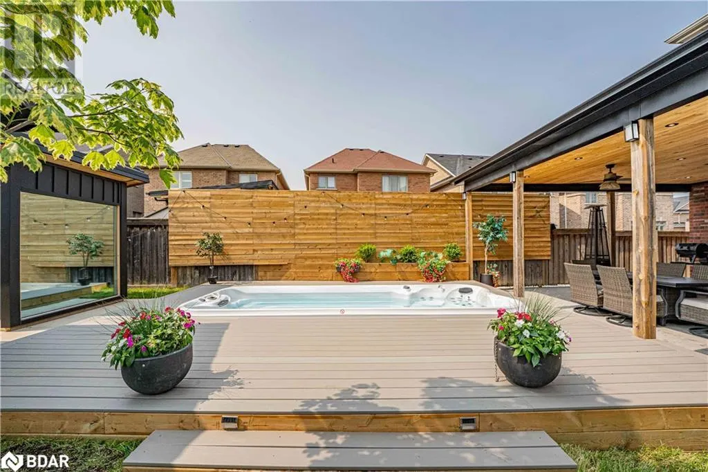 2199 DAWSON CRESCENT