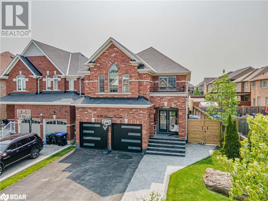 2199 DAWSON CRESCENT