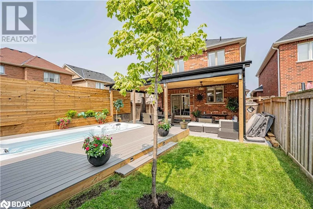 2199 DAWSON CRESCENT