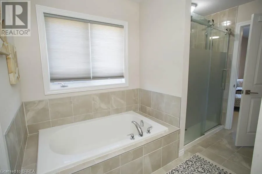 28 VIC CHAMBERS Place