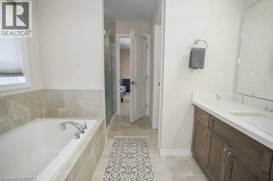28 VIC CHAMBERS Place