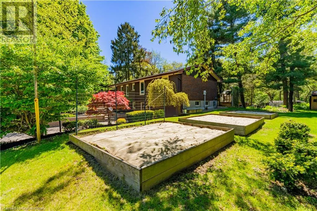 4 CEDAR Street