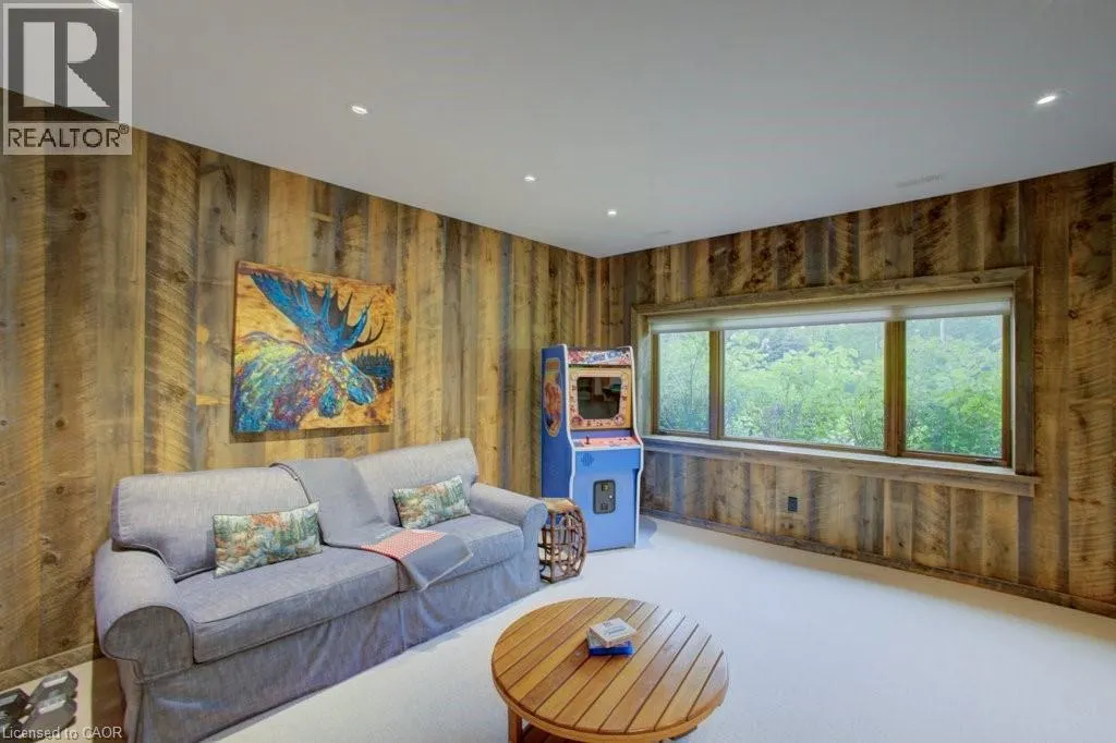 8429 POPLAR SIDE Road