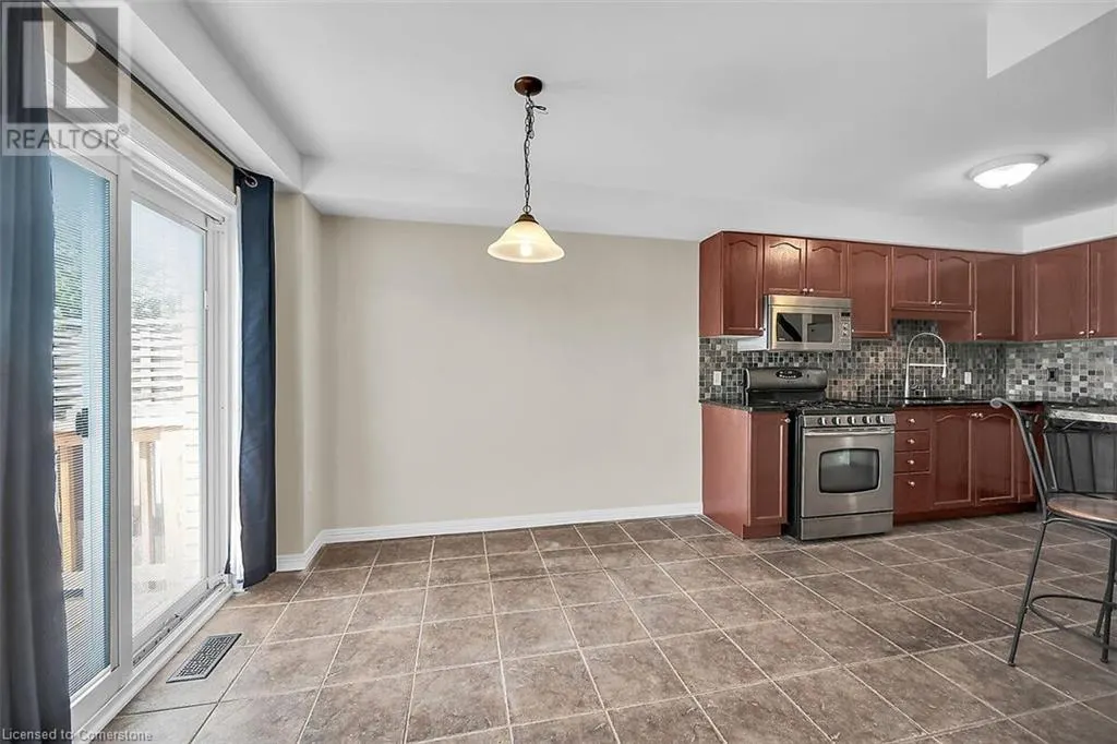 8 FAIRHAVEN Drive