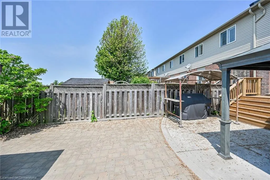 8 FAIRHAVEN Drive