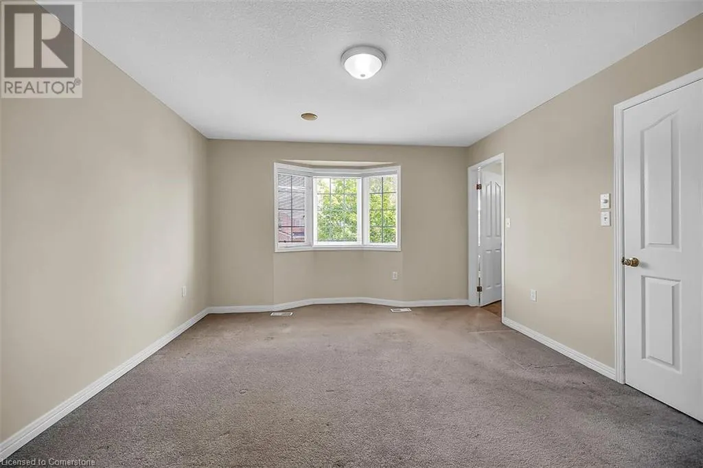 8 FAIRHAVEN Drive