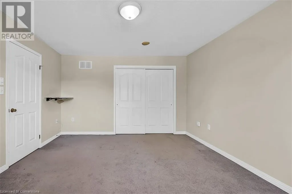 8 FAIRHAVEN Drive
