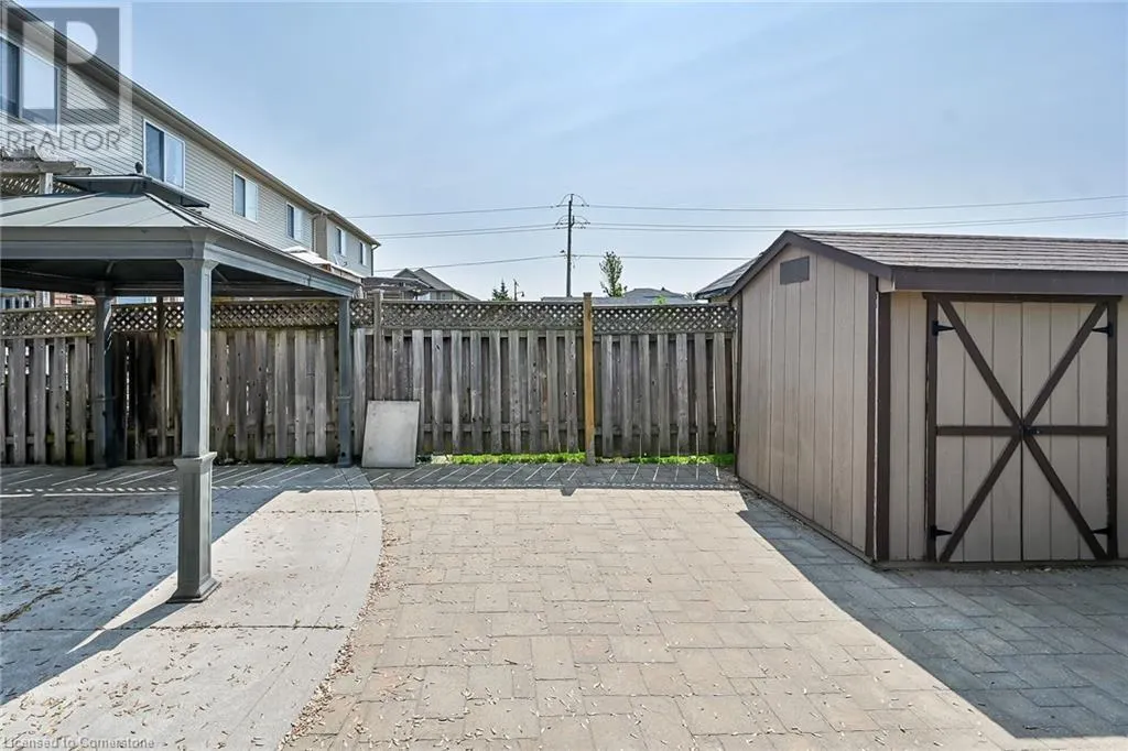 8 FAIRHAVEN Drive