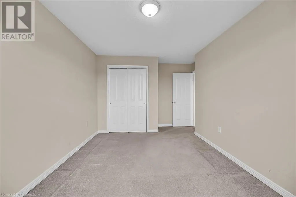 8 FAIRHAVEN Drive