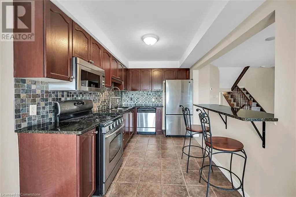 8 FAIRHAVEN Drive