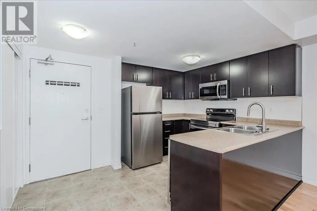 41 GOODWIN Drive Unit# 202, #202