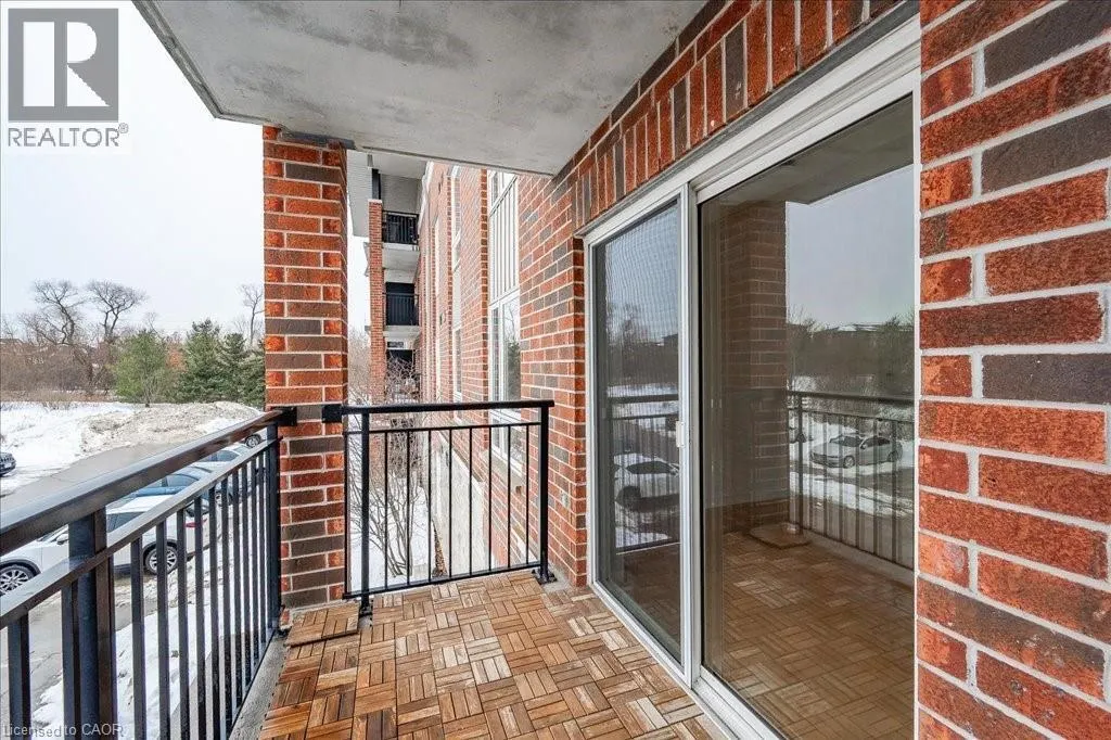 41 GOODWIN Drive Unit# 202, #202