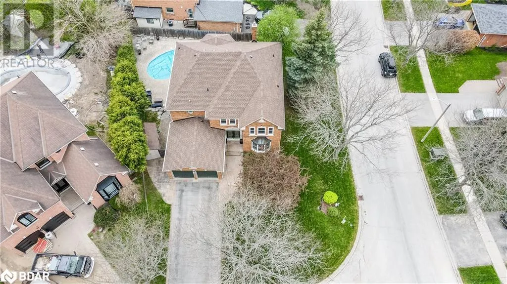37 FALLING BROOK Drive