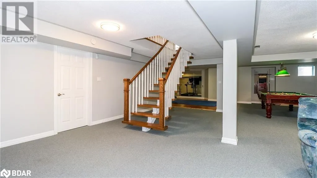 37 FALLING BROOK Drive
