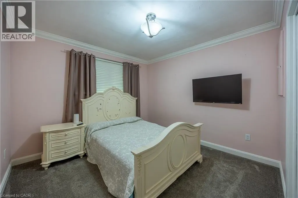 12 SUNSET Drive