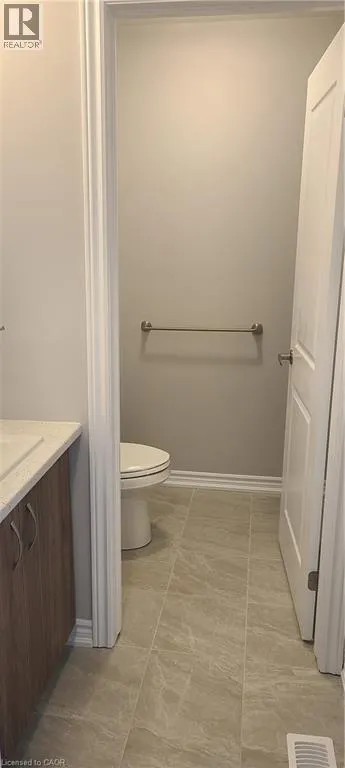 17 RENFREW Trail