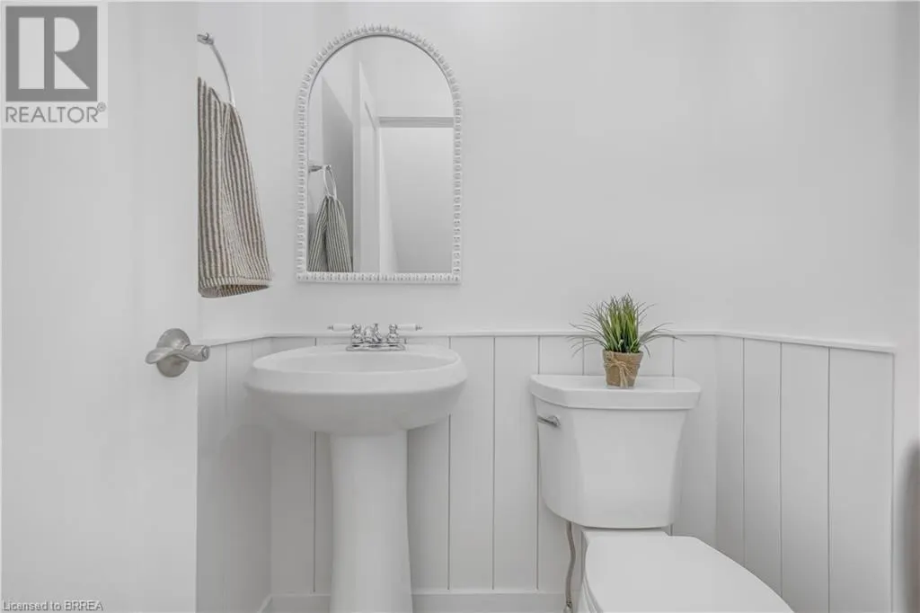 34 OAKHILL Drive Unit# 20B, #20B