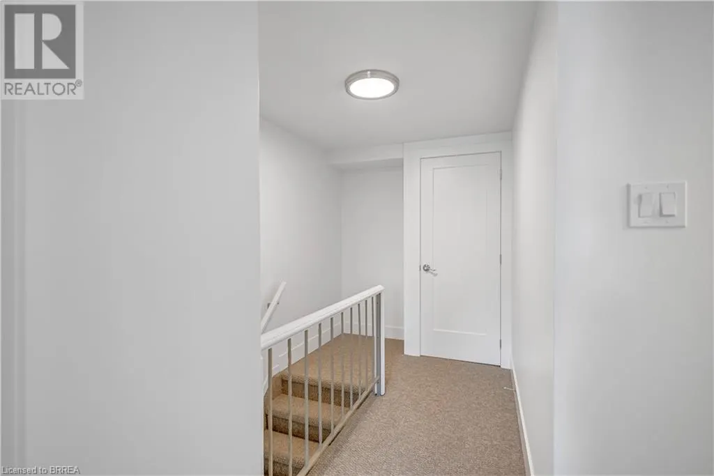 34 OAKHILL Drive Unit# 20B, #20B