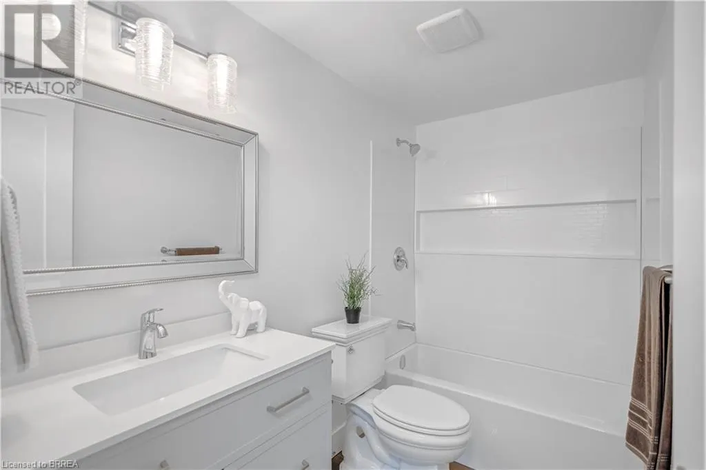 34 OAKHILL Drive Unit# 20B, #20B