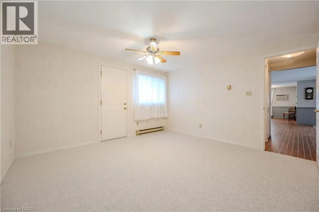 3 ROLLING BROOK Lane