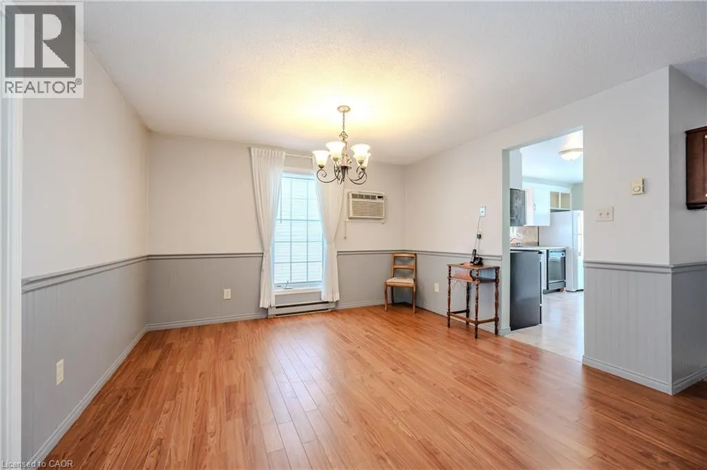 3 ROLLING BROOK Lane