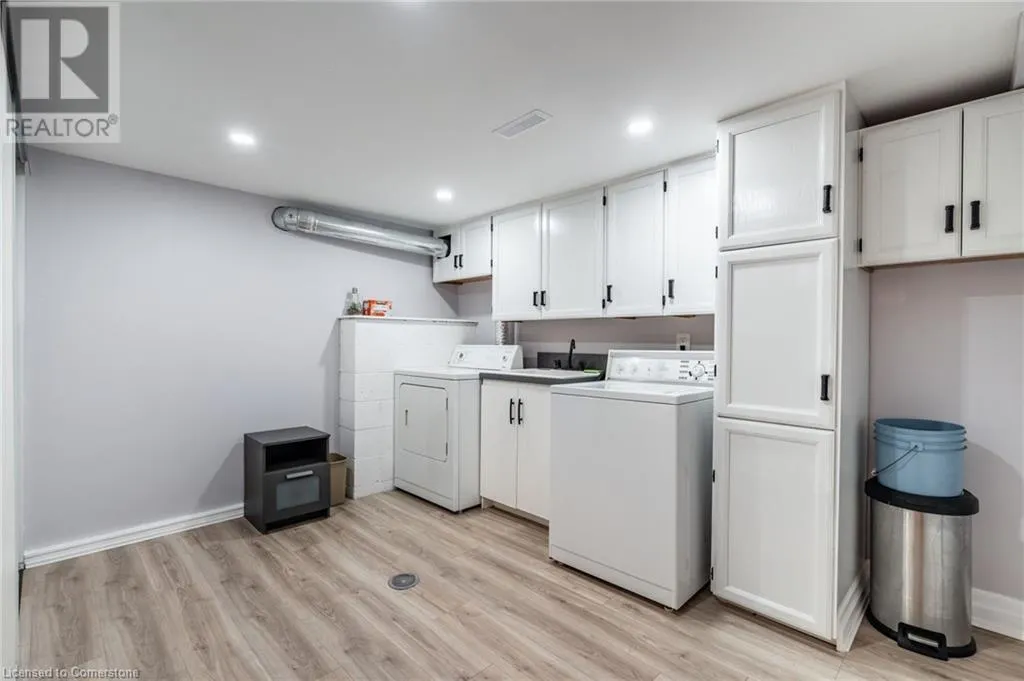 678 MOHAWK Road