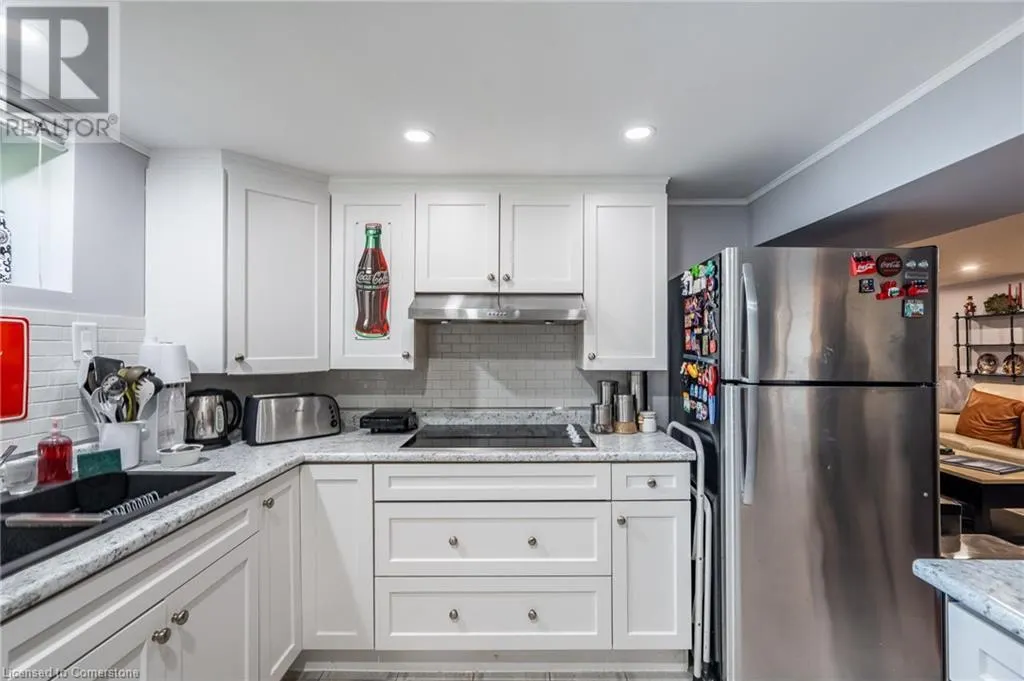 678 MOHAWK Road