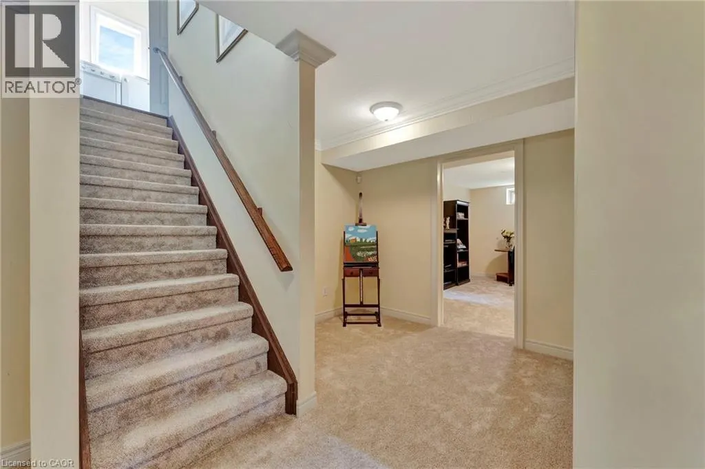 32 COBBLESTONE Drive
