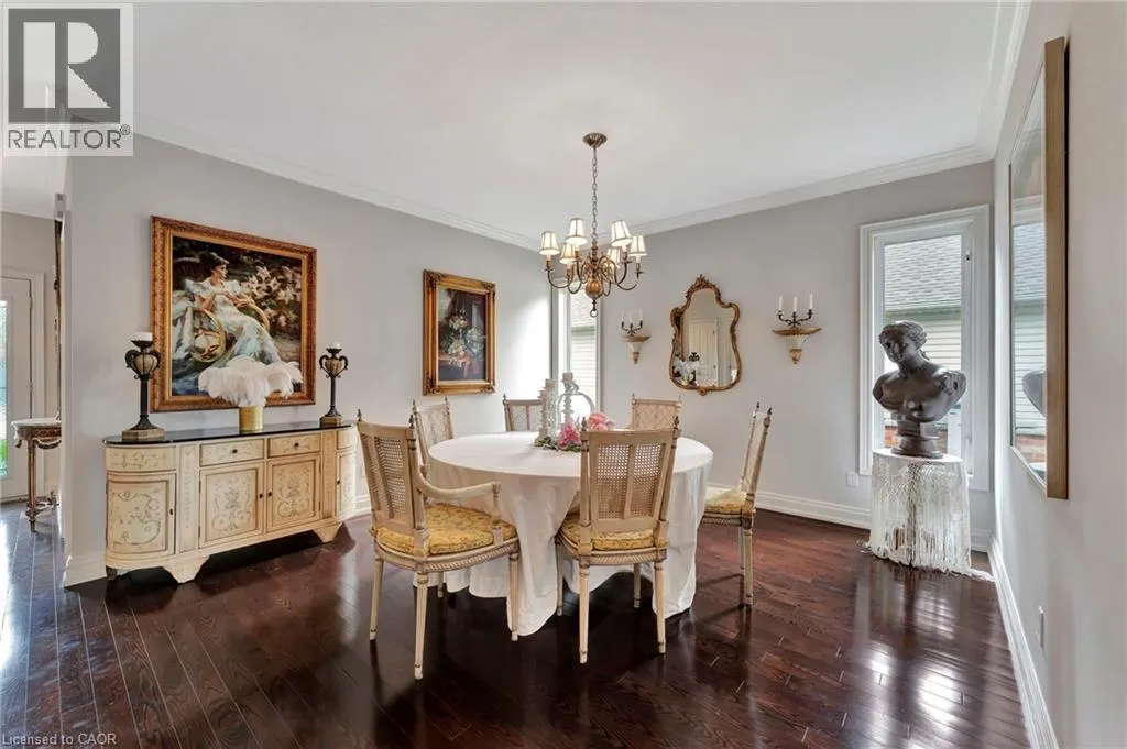 32 COBBLESTONE Drive