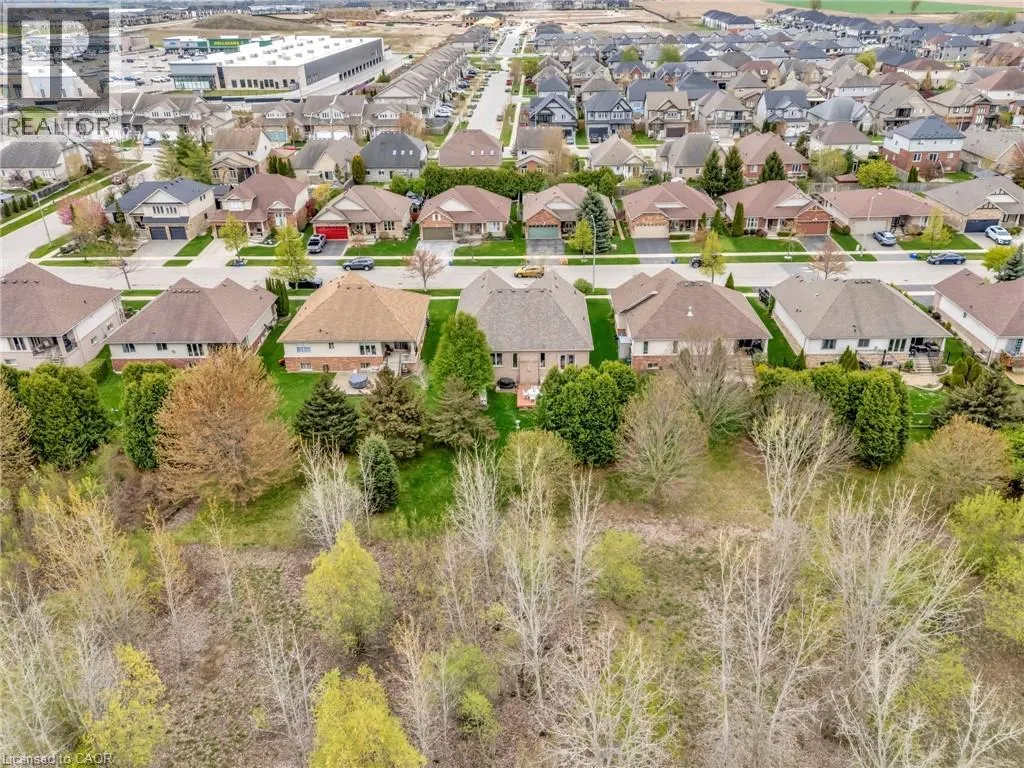 32 COBBLESTONE Drive