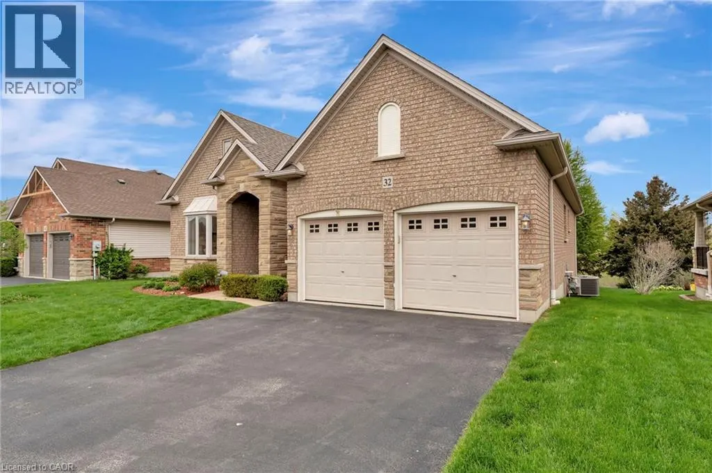 32 COBBLESTONE Drive