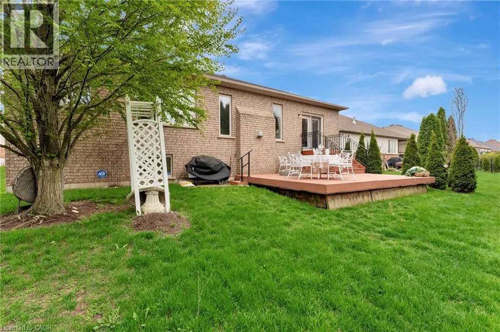 32 COBBLESTONE Drive