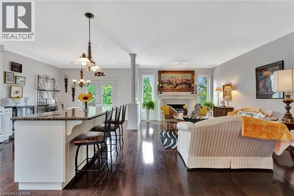 32 COBBLESTONE Drive