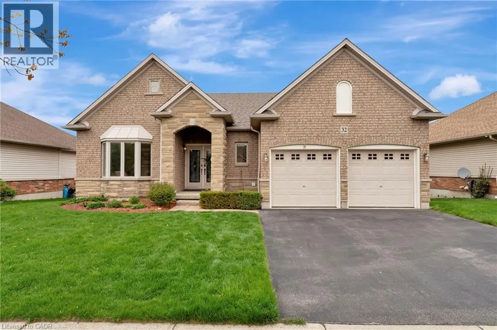 32 COBBLESTONE Drive