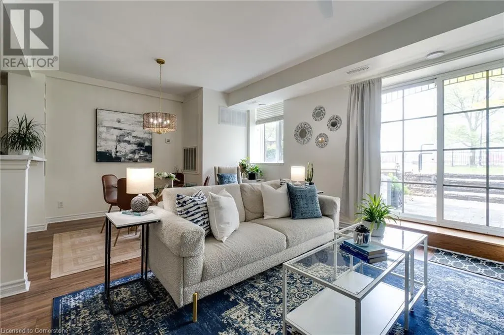 262 DUNDAS Street E Unit# 105, #105