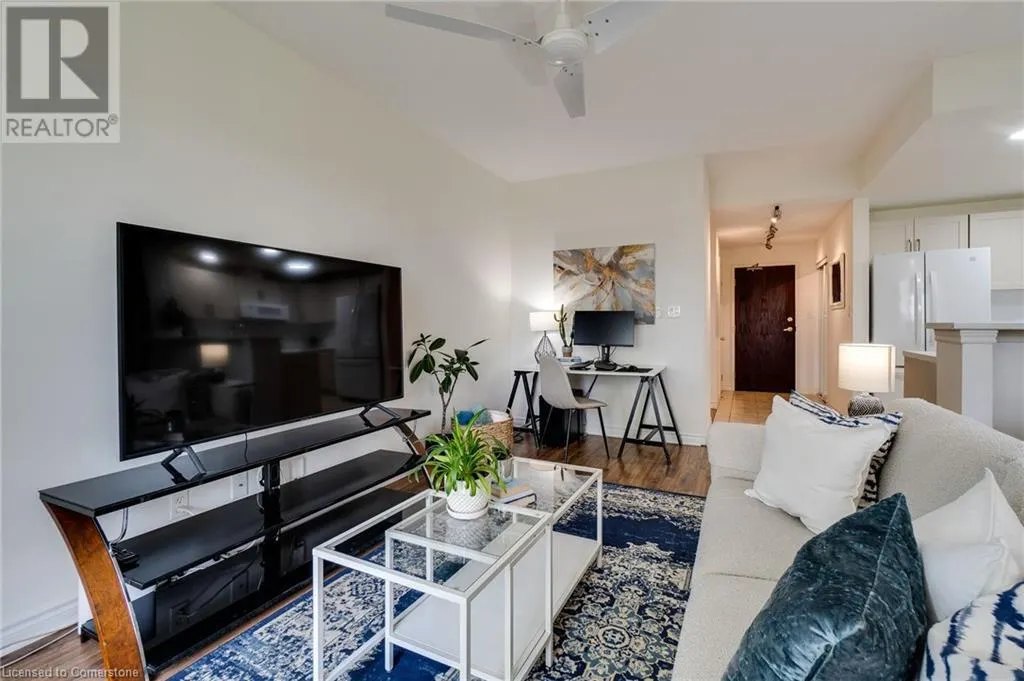 262 DUNDAS Street E Unit# 105, #105